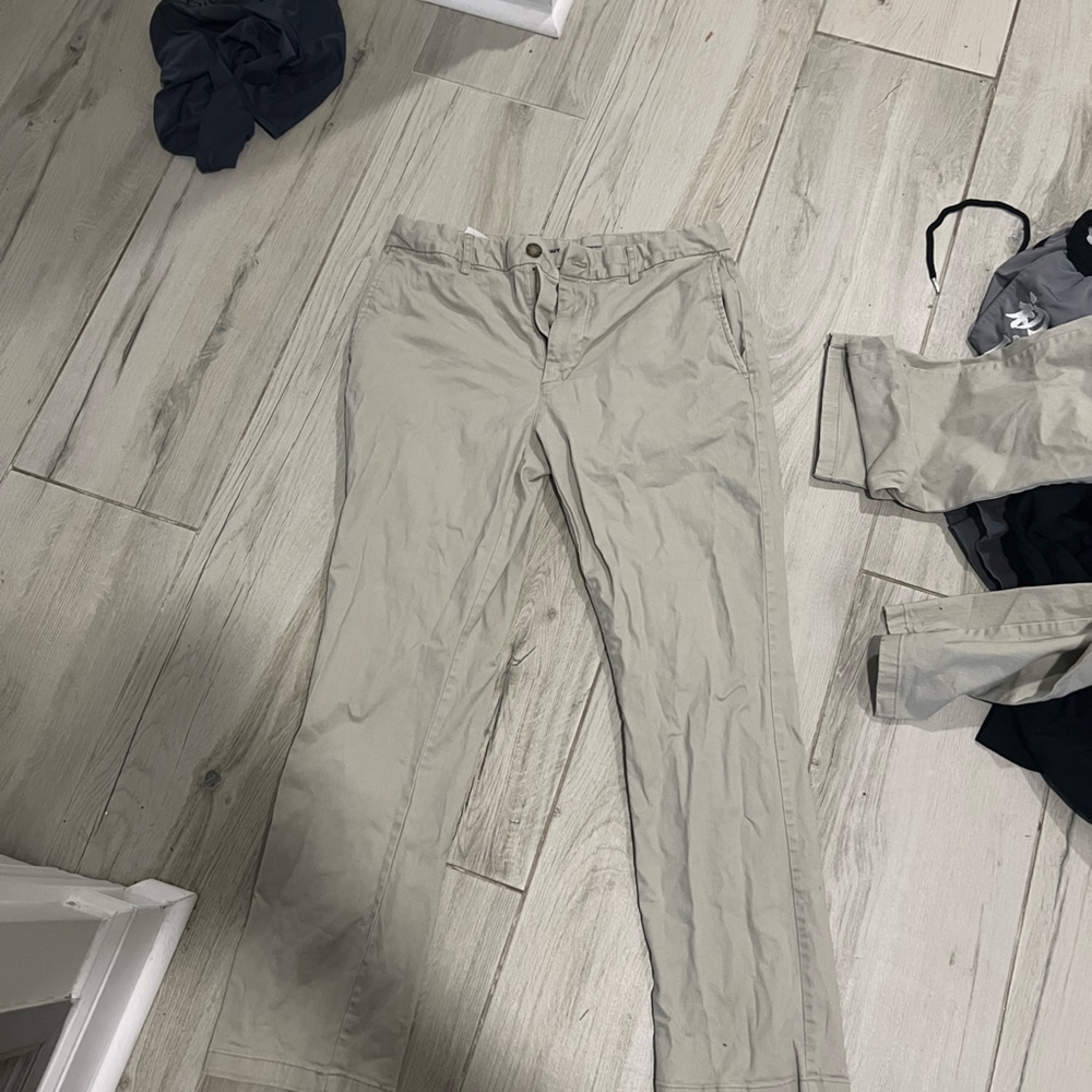 Old Navy Men's Khaki Chinos